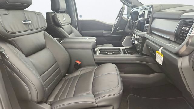 Used 2026 Ford F350 Platinum AWD/4WD image 24