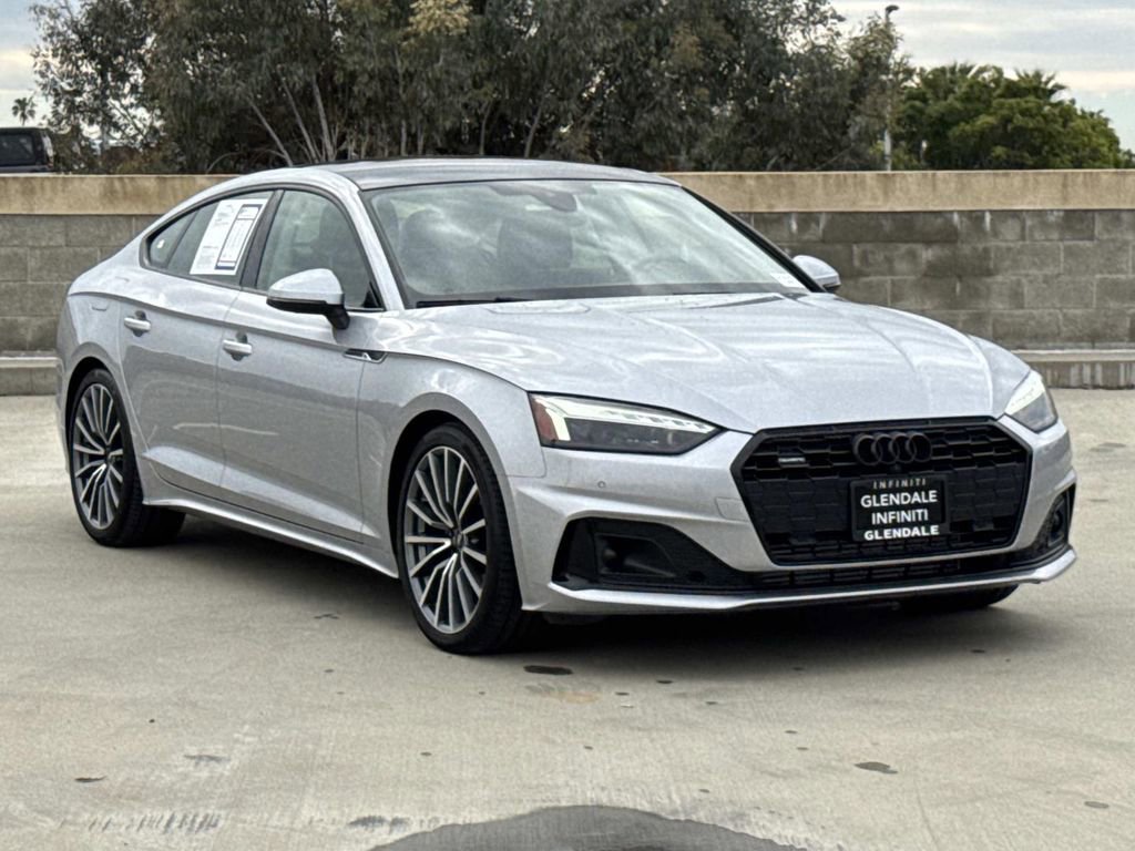 Used 2023 Audi A5 2.0T Premium Plus image 2