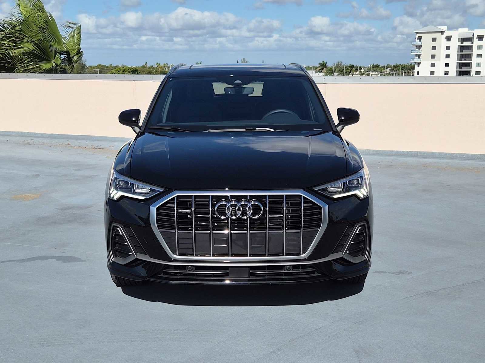 Used 2025 Audi Q3 2.0T Premium w/ Convenience Package image 9