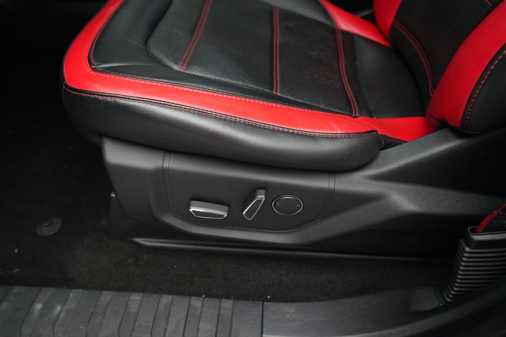 Used 2018 Ford F150 Lariat w/ Equipment Group 502A Luxury image 27