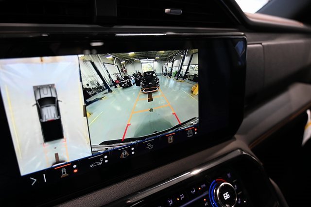 New 2026 GMC Sierra 2500 AT4 w/ AT4 Premium Plus Package image 20