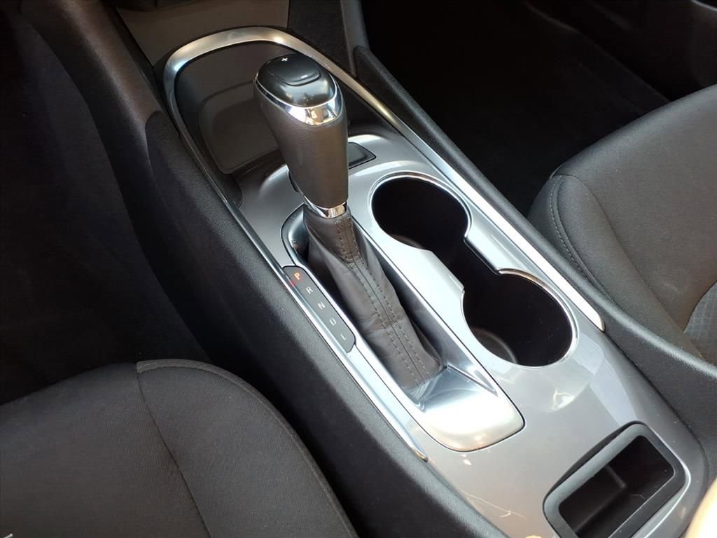 Used 2020 Chevrolet Malibu LT image 25