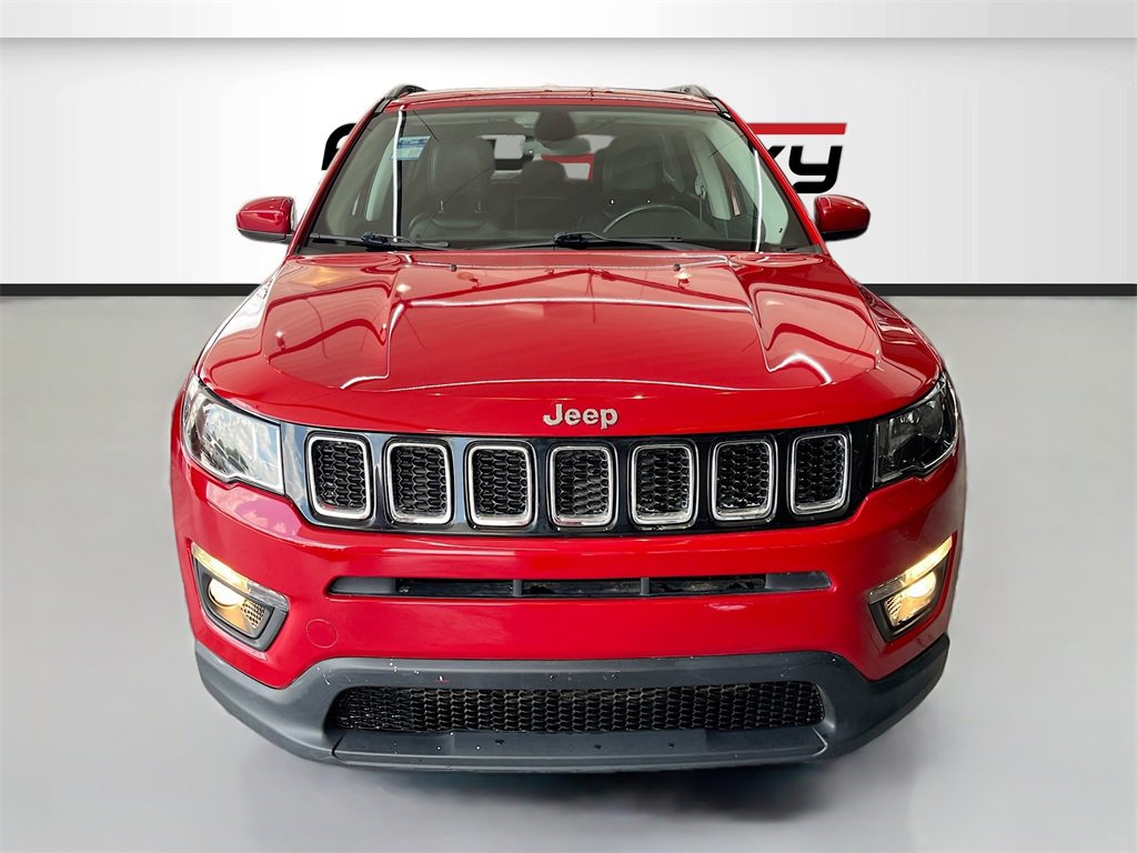 Used 2021 Jeep Compass Latitude w/ Convenience Group image 2