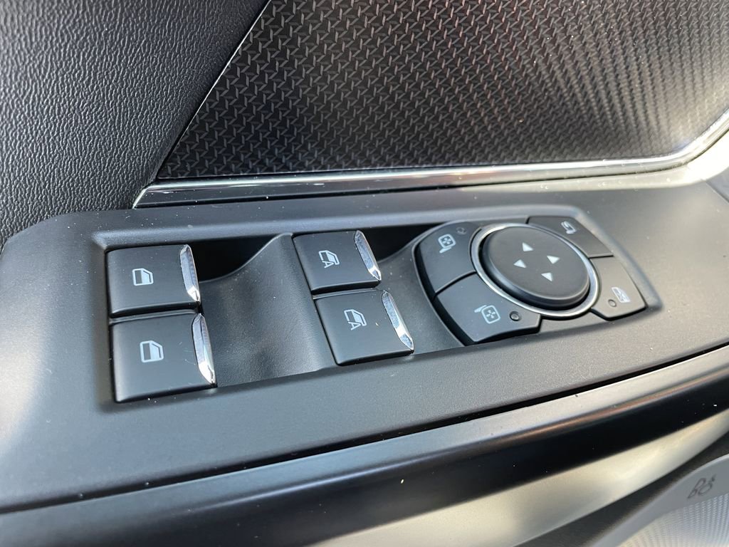 Used 2025 Ford F150 Raptor AWD/4WD image 17