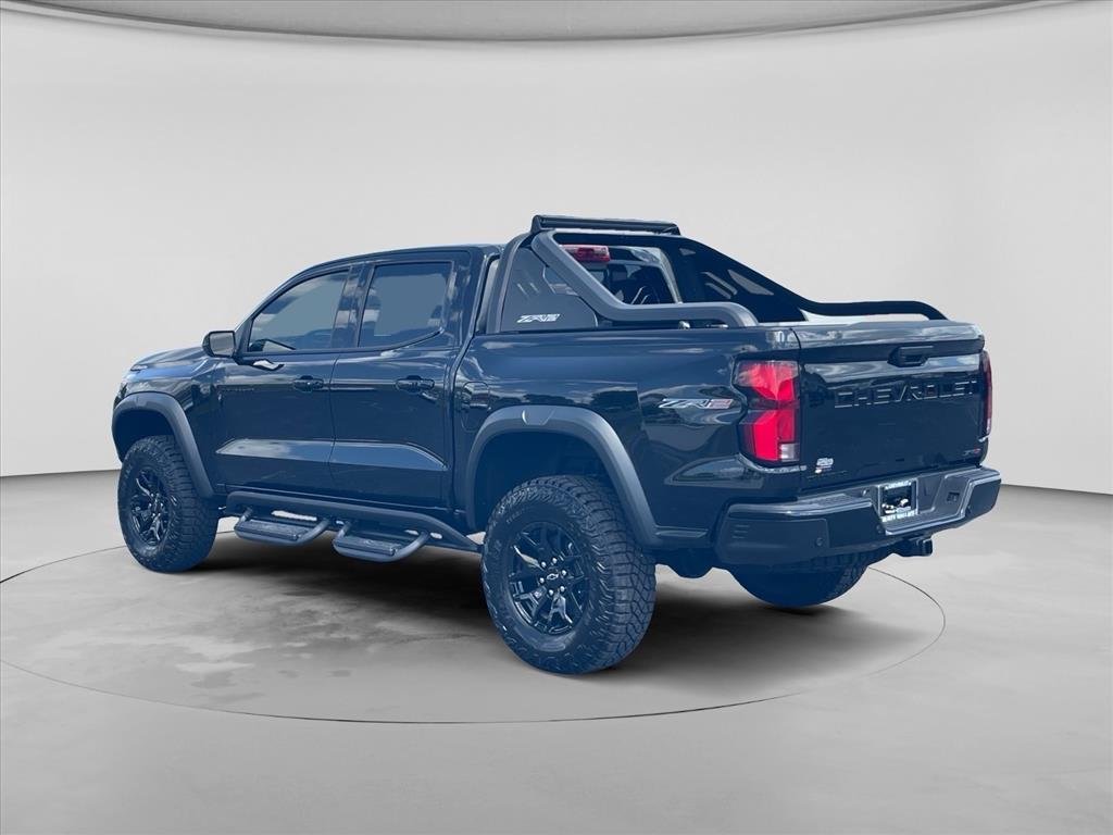 New 2026 Chevrolet Colorado ZR2 w/ Midnight Edition AWD/4WD image 5