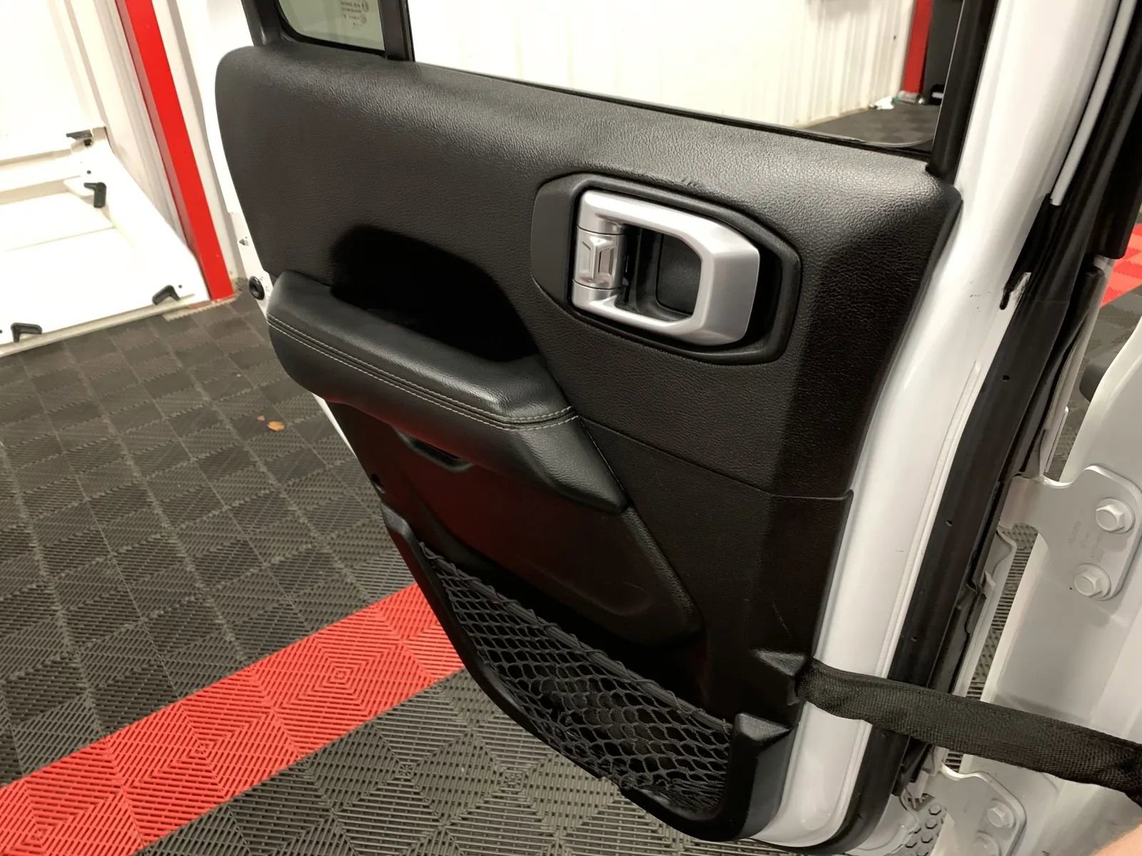 Used 2019 Jeep Wrangler Unlimited Sahara w/ Dual Top Group image 34