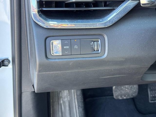 Used 2025 GMC Acadia Elevation image 56