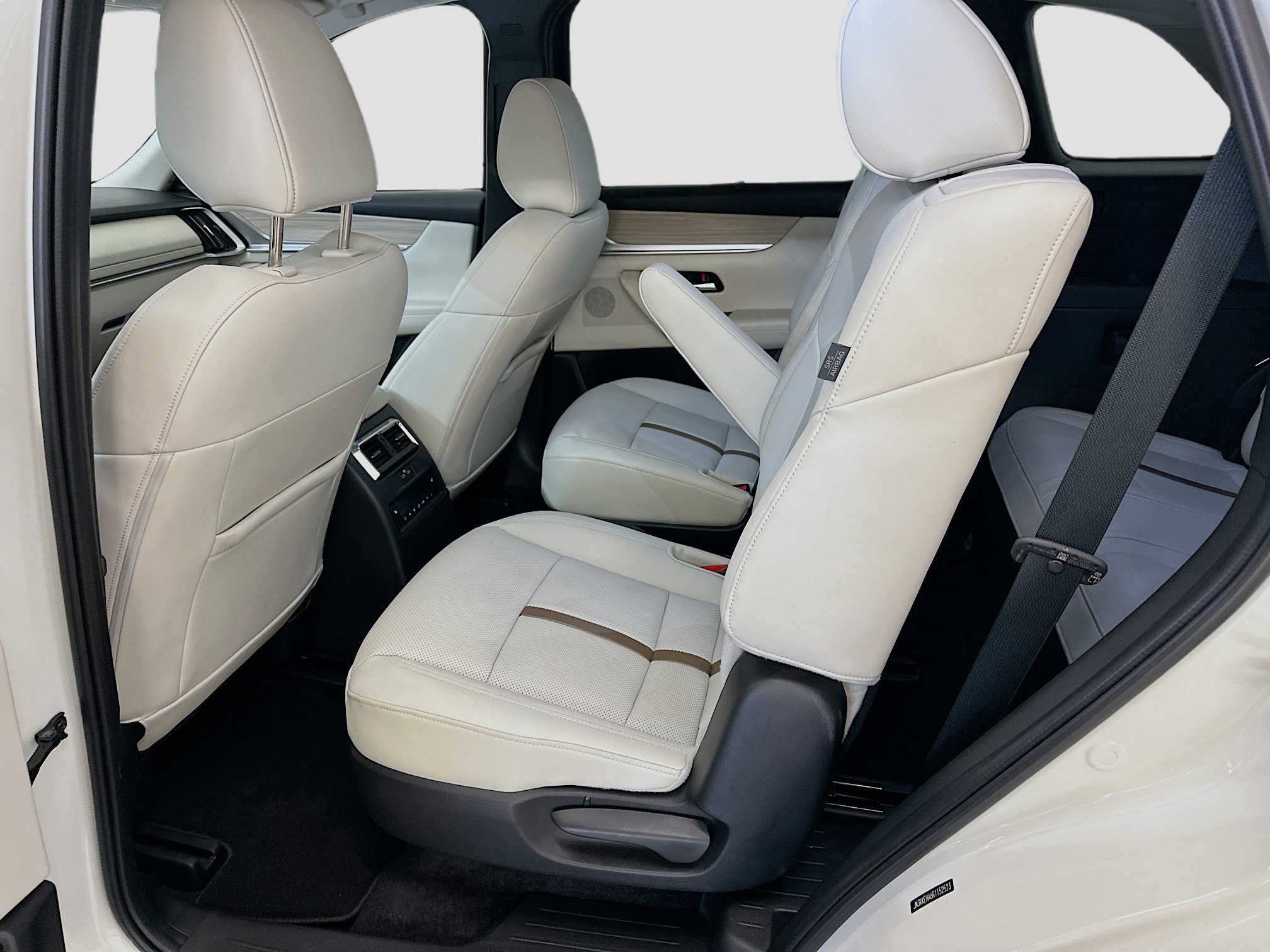 Used 2024 MAZDA CX-90 Plug-In Hybrid w/ Premium Plus image 30