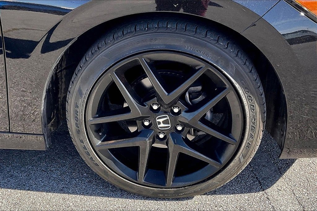Used 2023 Honda Civic Sport image 5