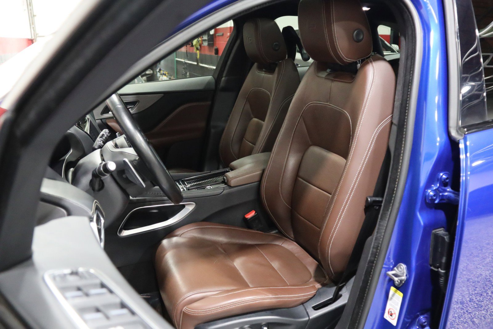 Used 2019 Jaguar F-PACE S image 37