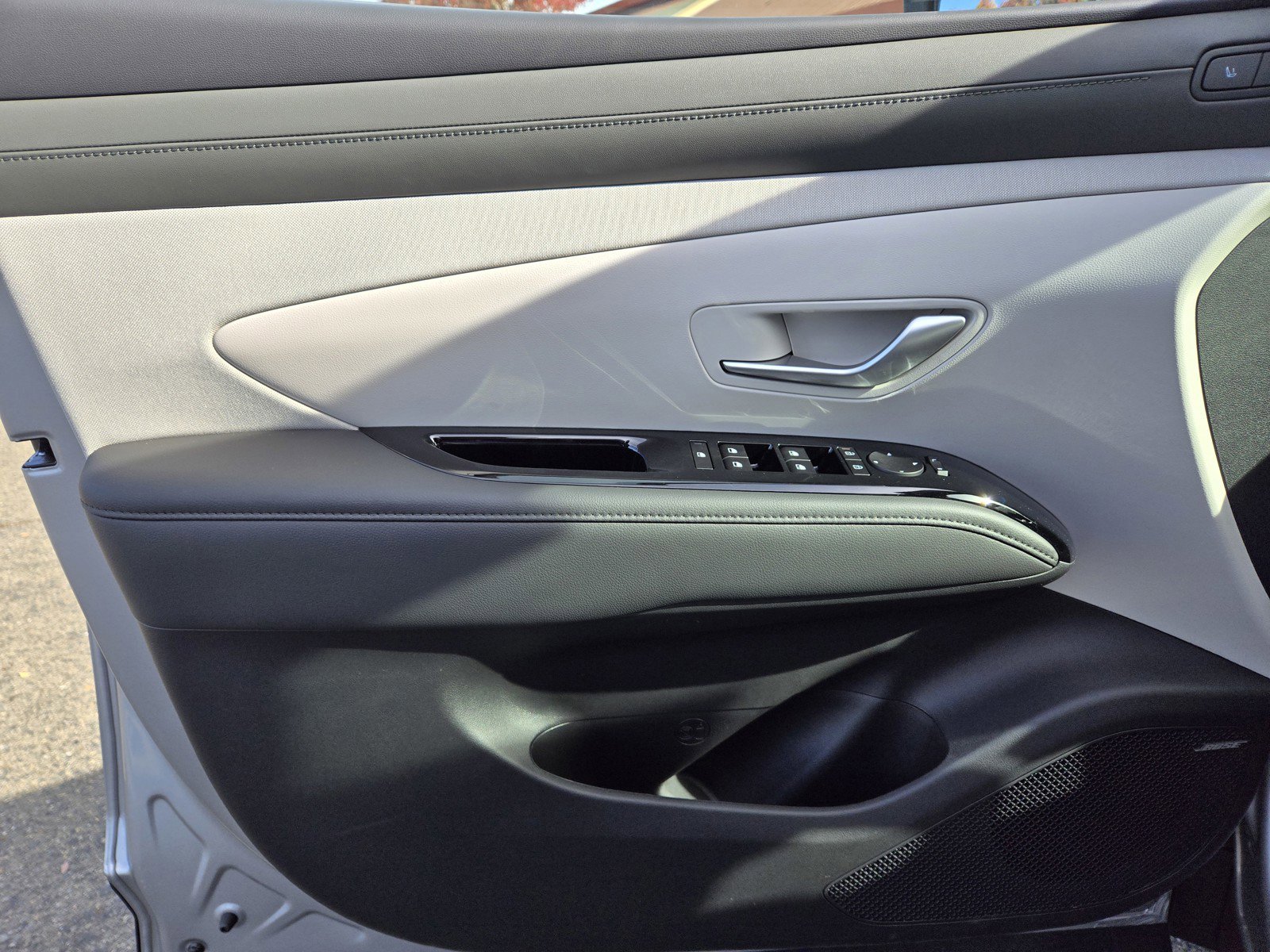 New 2026 Hyundai Tucson Limited image 16