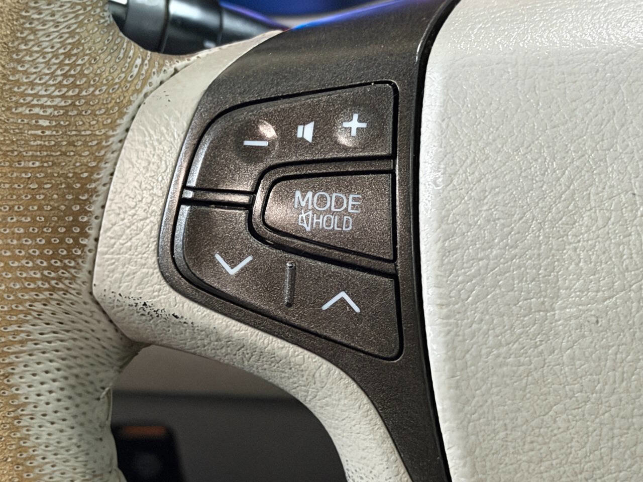 Used 2013 Toyota Sienna XLE image 34