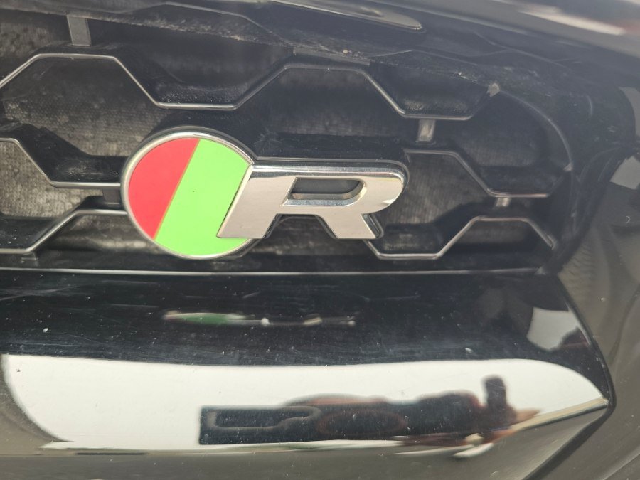 Used 2016 Jaguar F-TYPE R AWD/4WD image 40