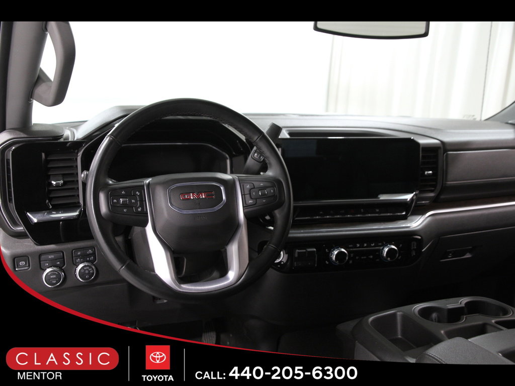 Used 2025 GMC Sierra 1500 SLT image 7