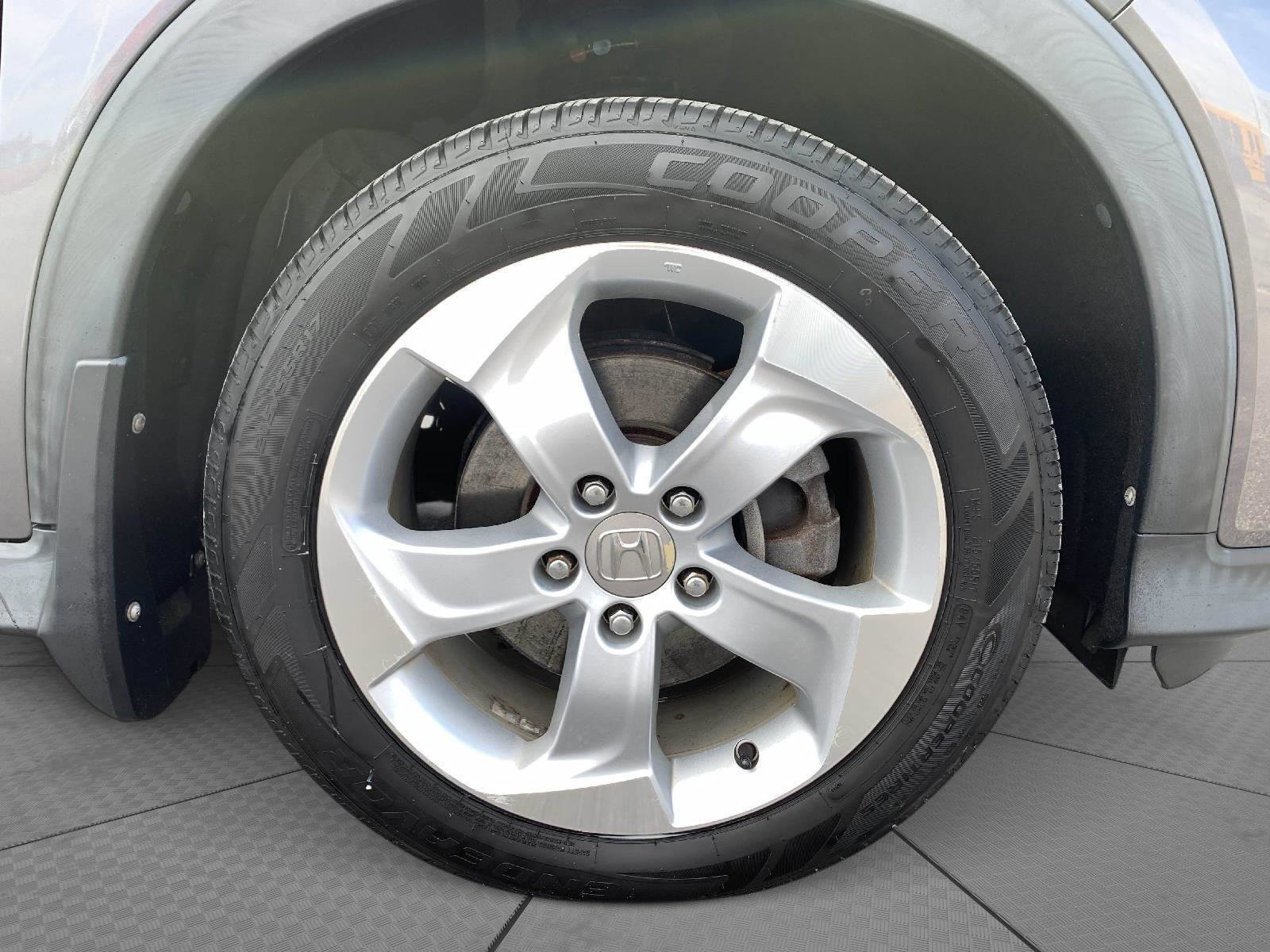 Used 2016 Honda HR-V LX image 9