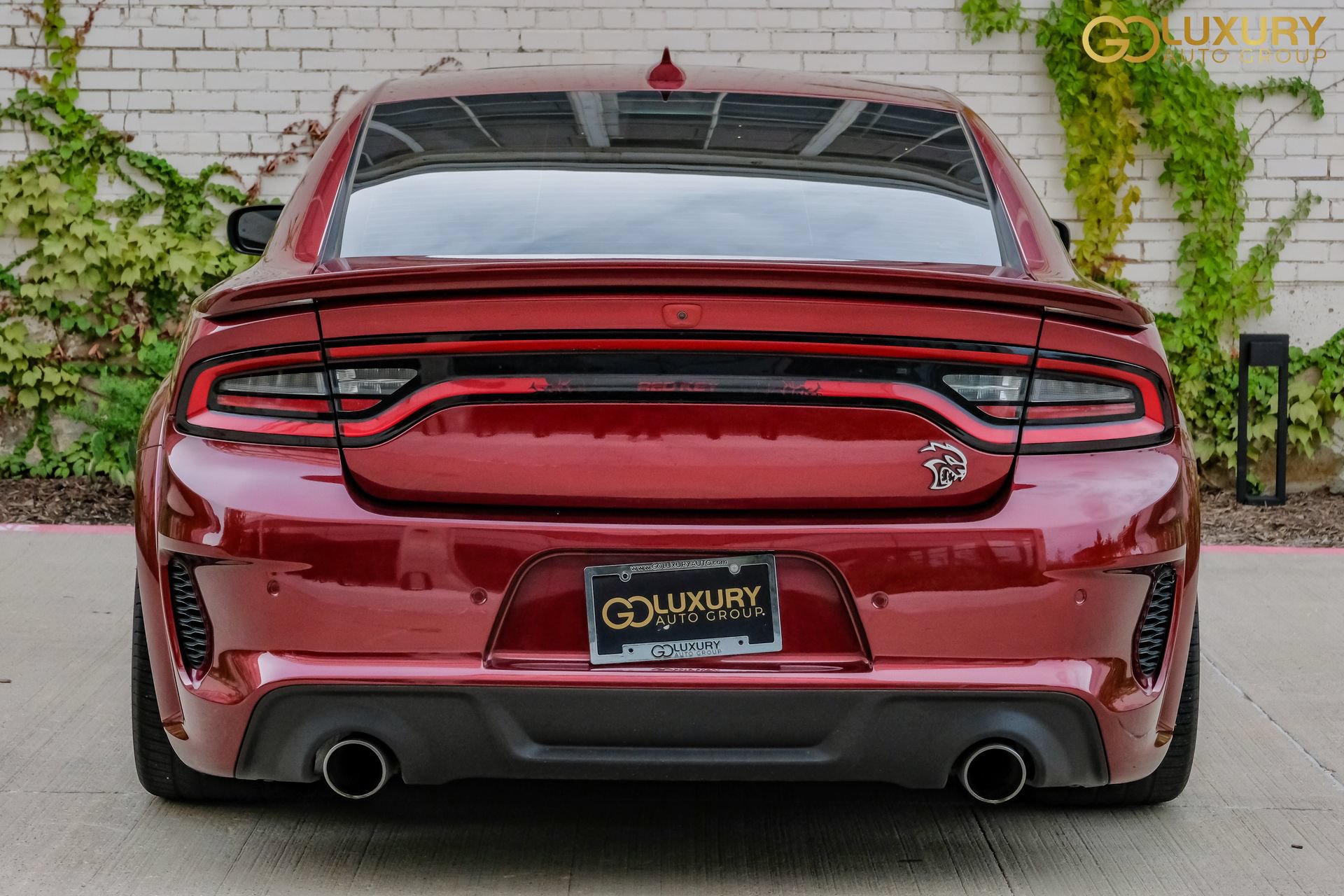 Used 2021 Dodge Charger SRT Hellcat w/ Carbon/Suede Interior Package RWD image 11