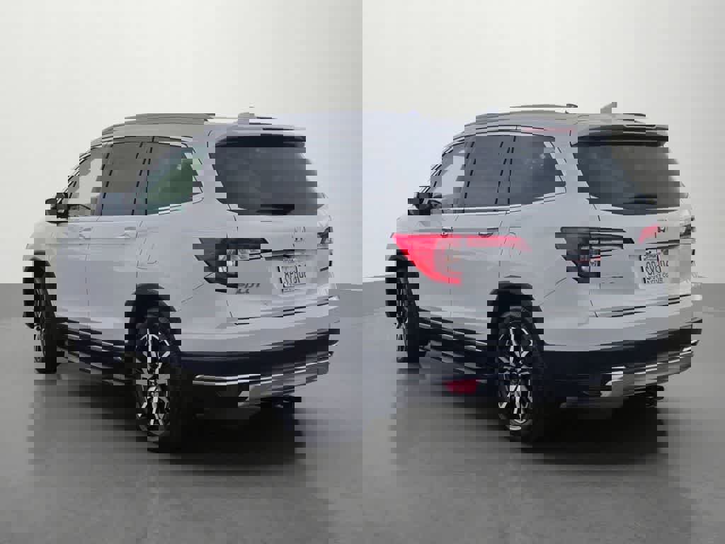 Used 2020 Honda Pilot Touring image 4