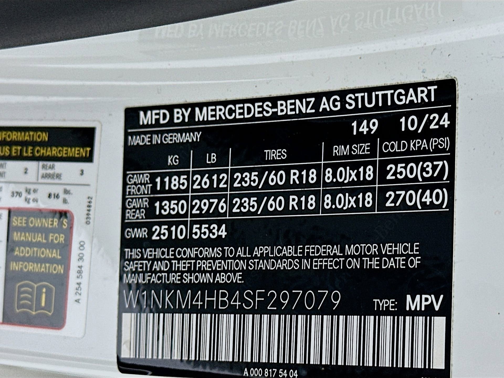 Certified 2025 Mercedes-Benz GLC 300 4MATIC image 33