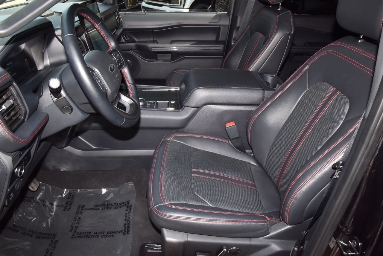 Used 2023 Ford Expedition Limited RWD image 13