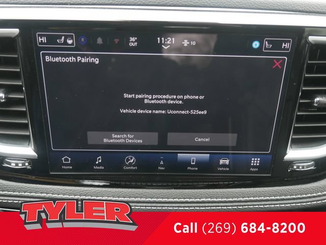 Used 2025 Chrysler Pacifica Limited FWD image 49