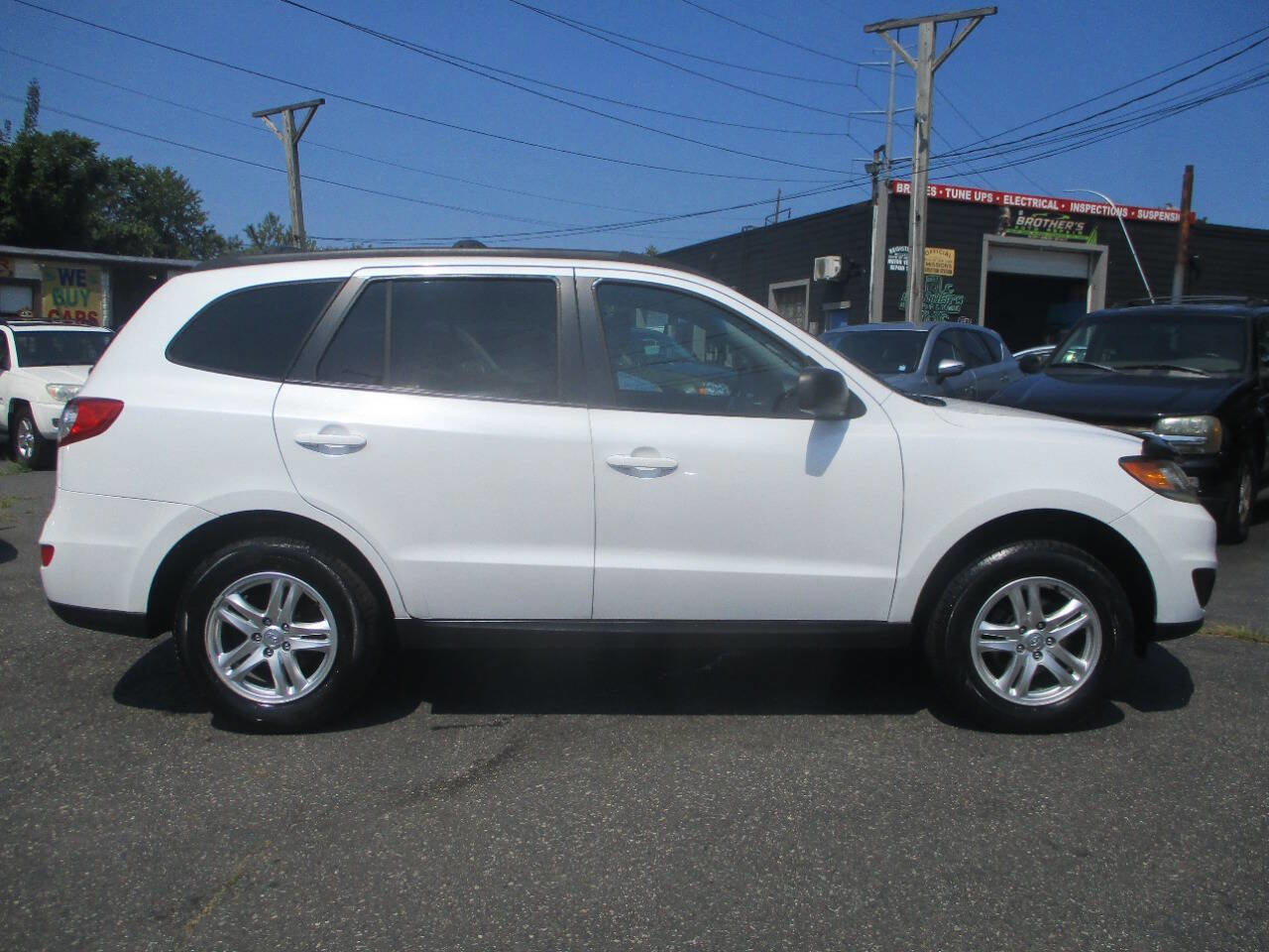 Used 2012 Hyundai Santa Fe GLS image 5