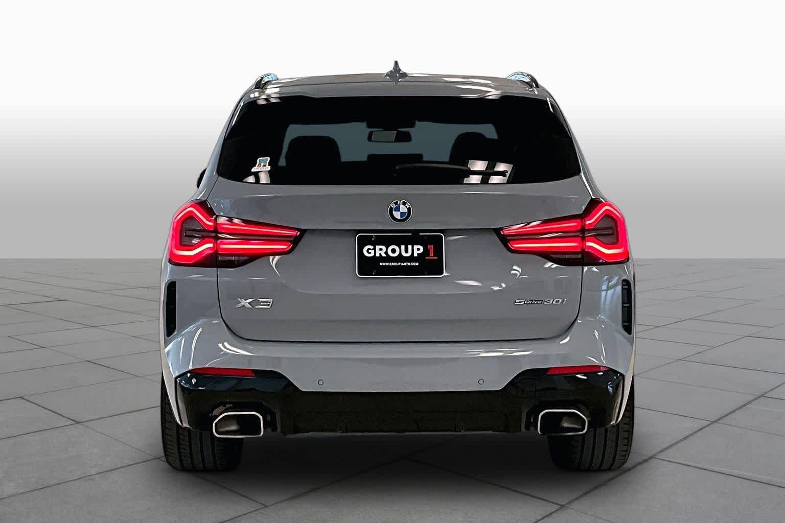 Used 2024 BMW X3 sDrive30i w/ Premium Package RWD image 4
