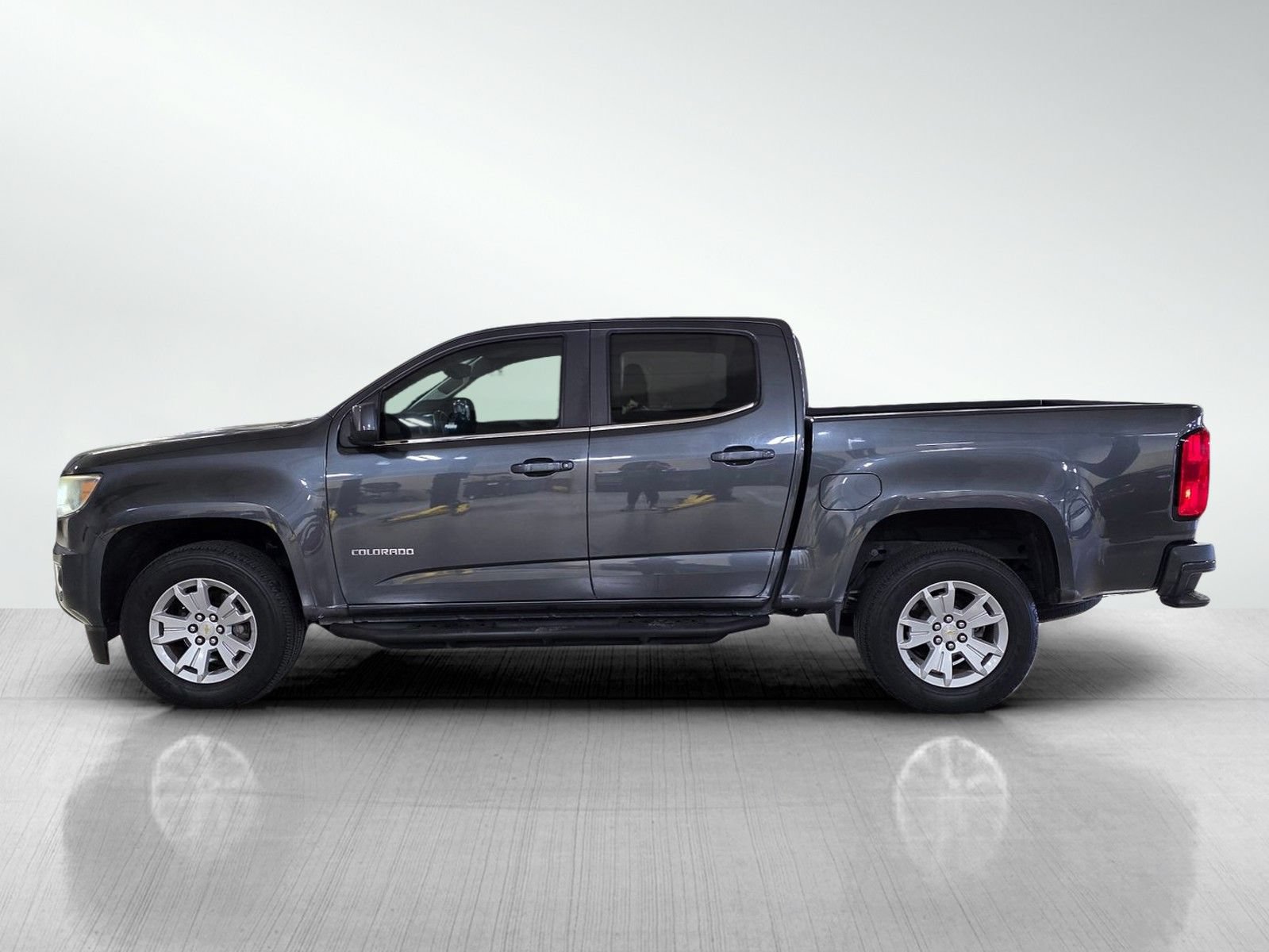 Used 2016 Chevrolet Colorado LT w/ LT Convenience Package RWD image 4