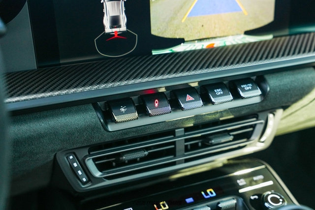 Used 2025 Porsche 911 GT3 RS image 42