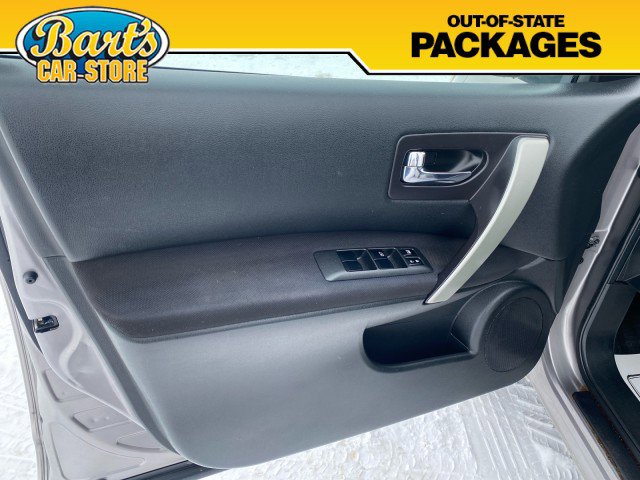 Used 2010 Nissan Rogue SL image 22