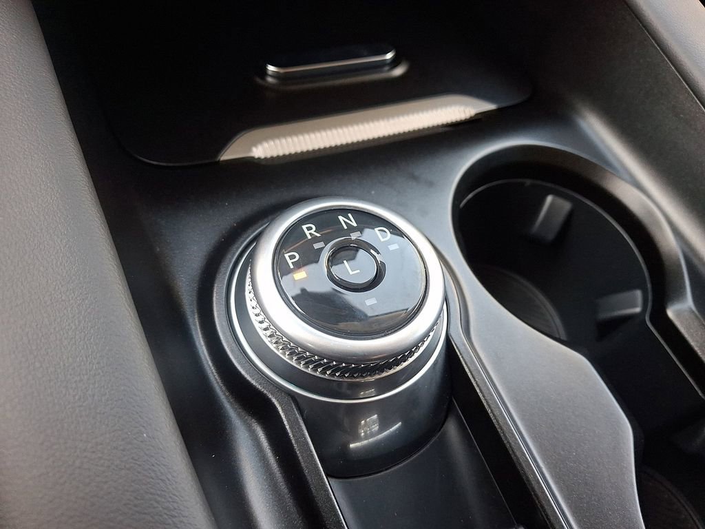 Used 2025 Ford Explorer Active w/ Active Comfort Package AWD/4WD image 16