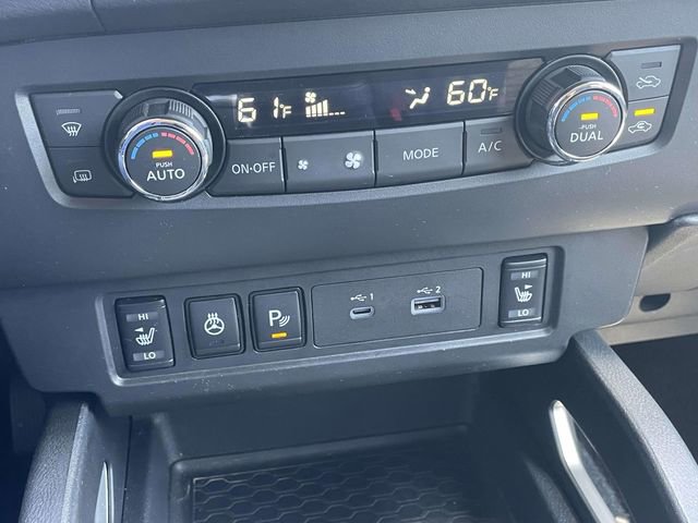 Used 2022 Nissan Frontier SV image 28
