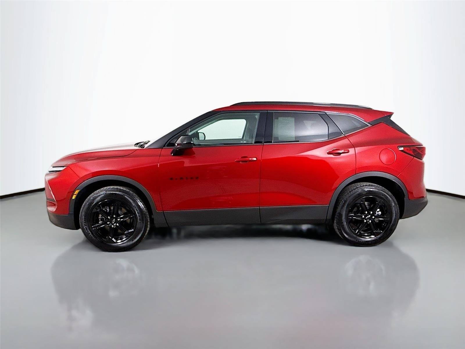 New 2025 Chevrolet Blazer LT w/ Midnight/Sport Edition AWD/4WD image 4