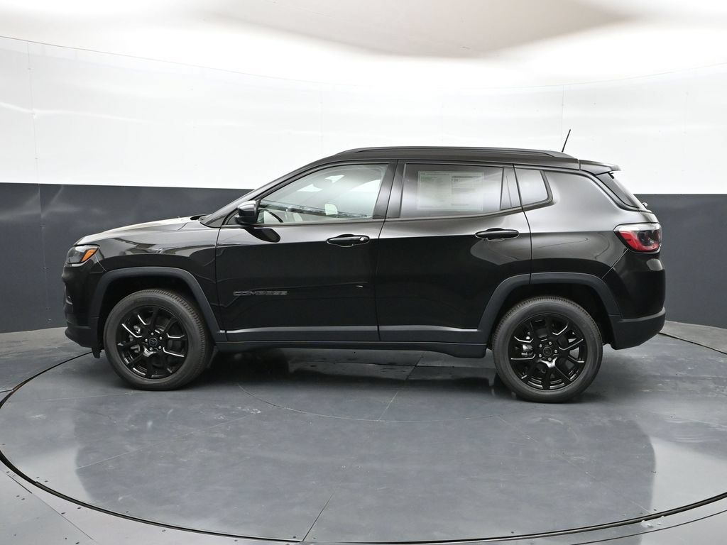 New 2026 Jeep Compass Latitude AWD/4WD image 31