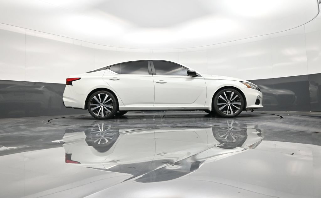 Used 2019 Nissan Altima 2.5 SR FWD image 24