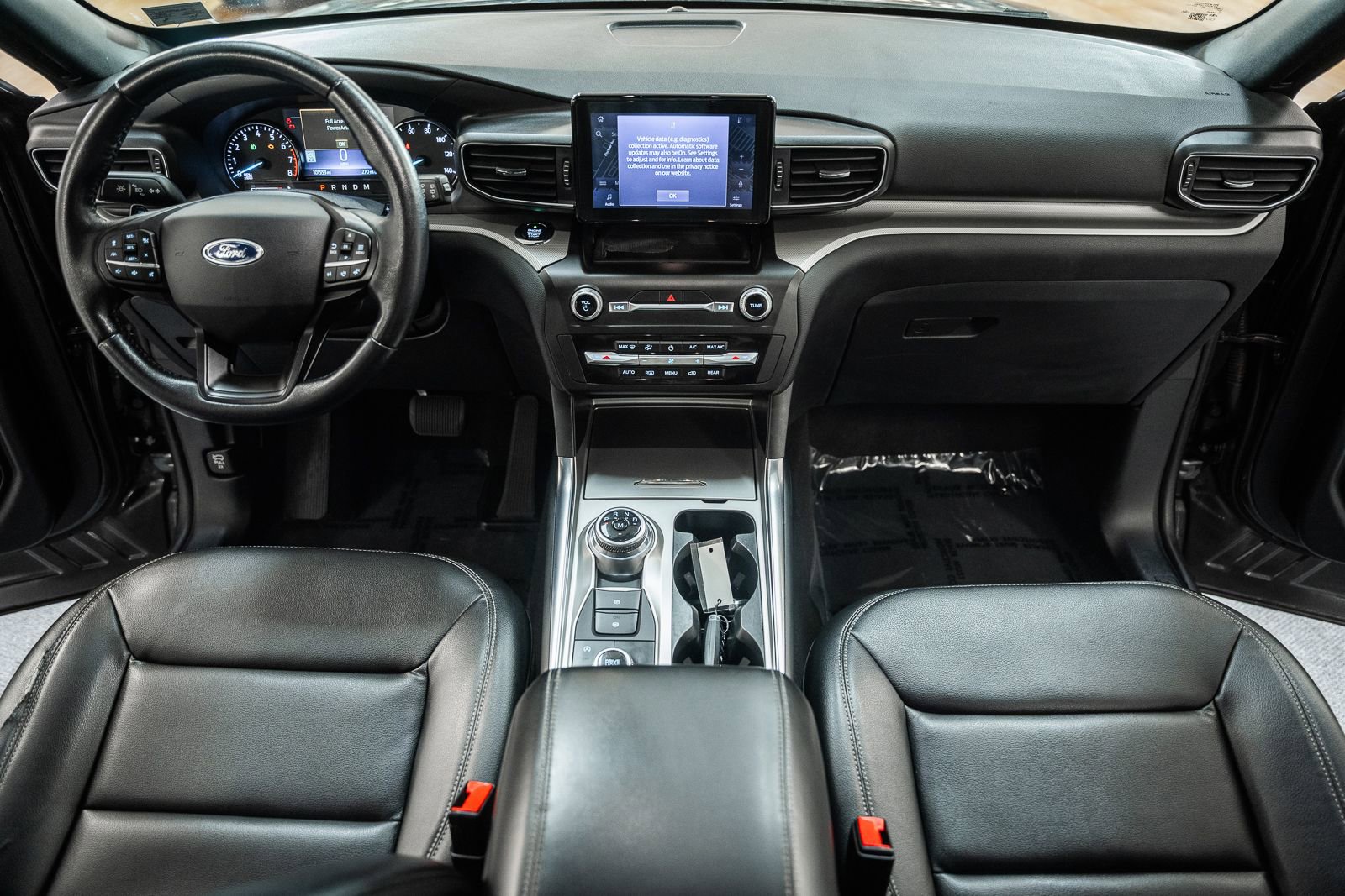 Certified 2020 Ford Explorer XLT w/ Equipment Group 202A image 27