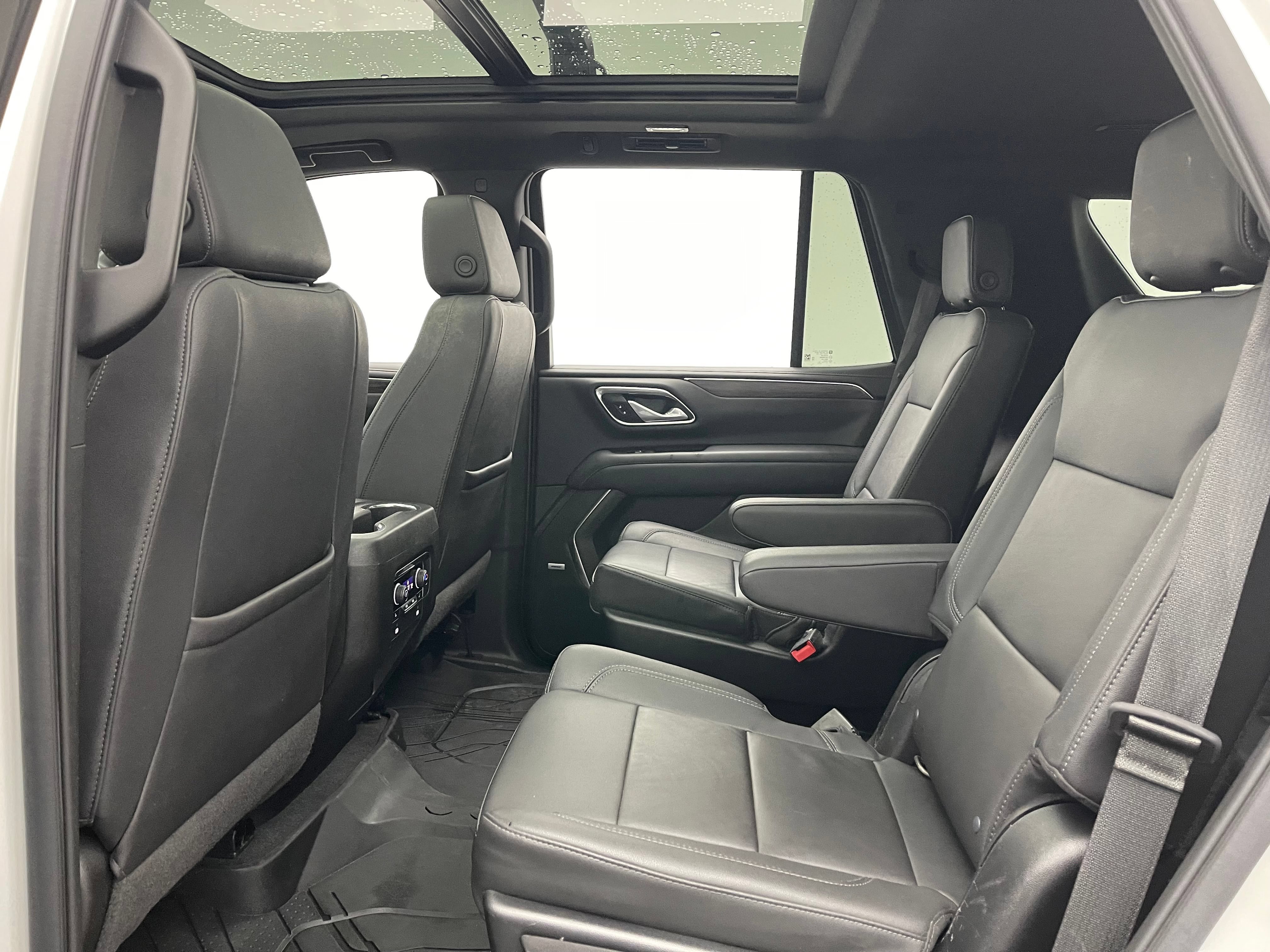 Used 2022 Chevrolet Tahoe Z71 w/ Z71 Off-Road Package AWD/4WD image 44