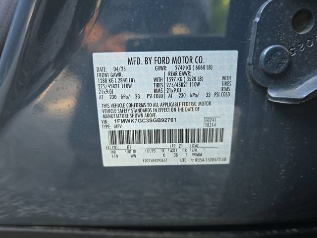 Used 2025 Ford Explorer ST RWD image 25