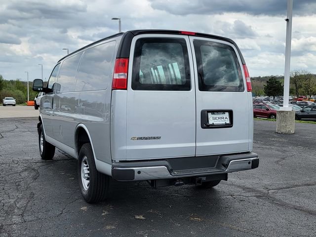 New 2026 Chevrolet Express 2500 w/ Enhanced Convenience Package RWD image 8
