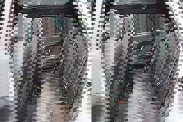 Used 2014 Land Rover Range Rover Evoque Dynamic image 22