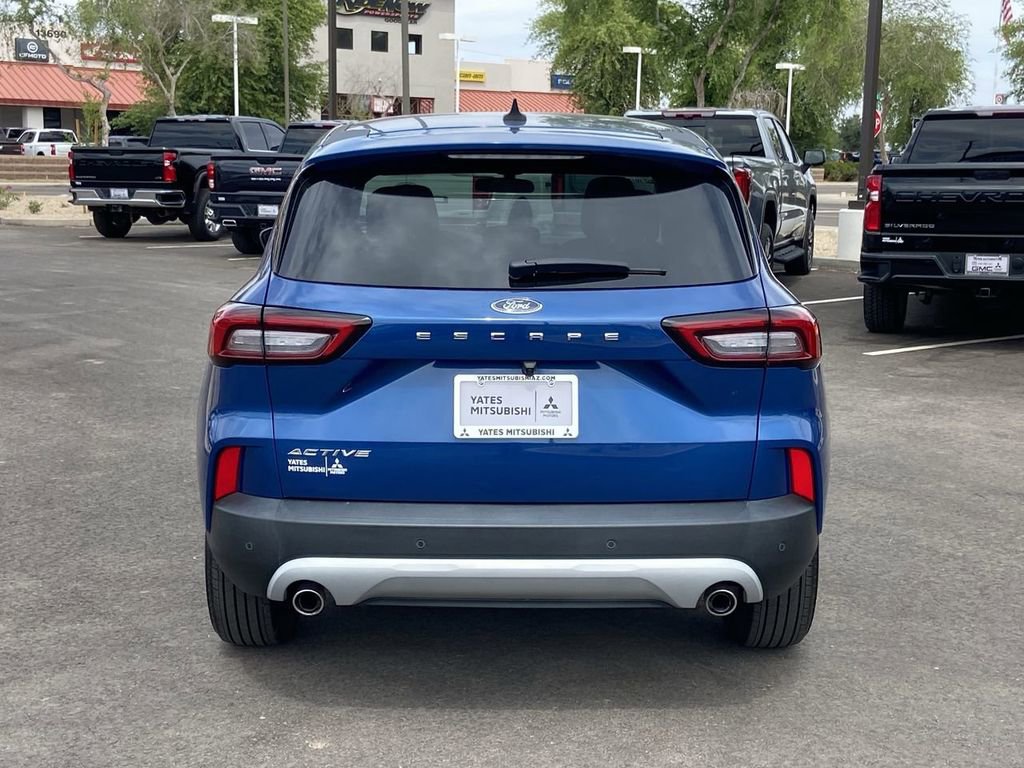 Used 2023 Ford Escape Active w/ Cold Weather Package image 5
