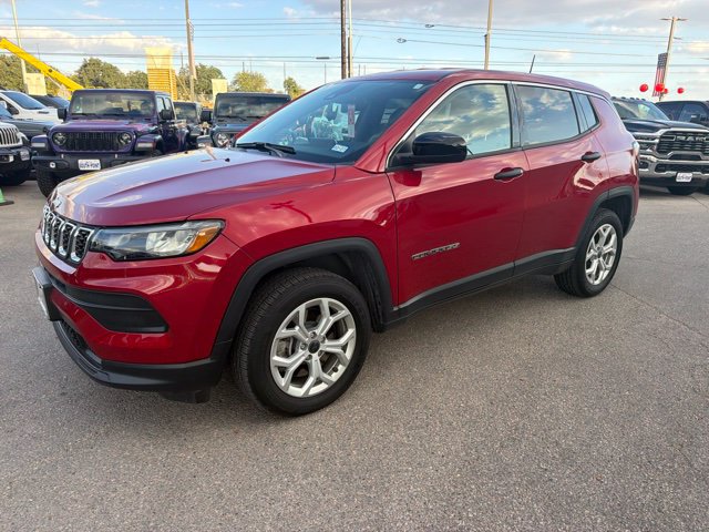 Used 2025 Jeep Compass Sport AWD/4WD image 5