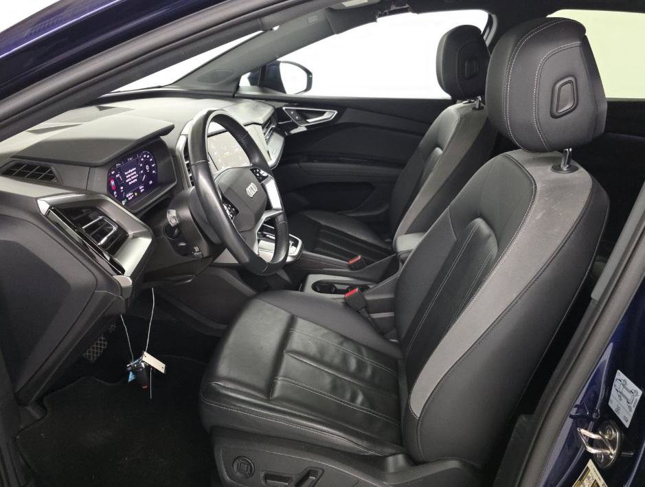 Used 2023 Audi Q4 e-tron Premium w/ Convenience Package AWD/4WD image 7