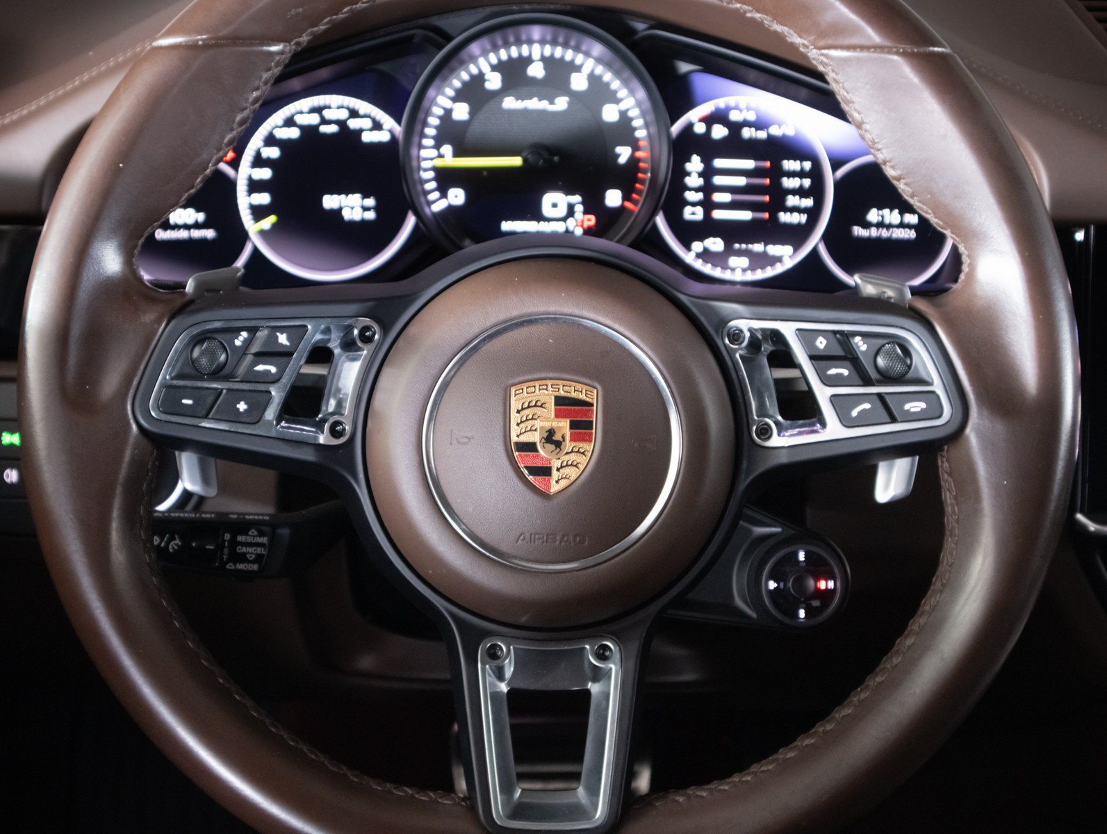 Used 2022 Porsche Cayenne Turbo S AWD/4WD image 16