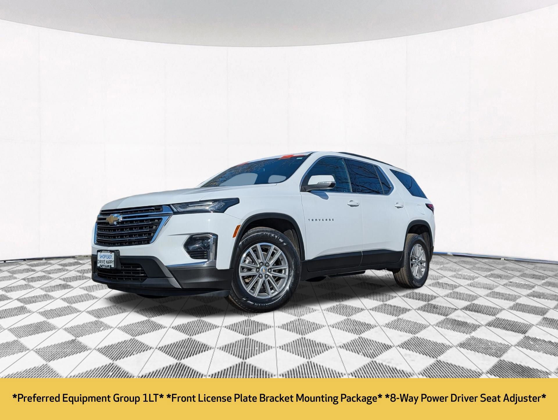 Used 2022 Chevrolet Traverse LT image 2