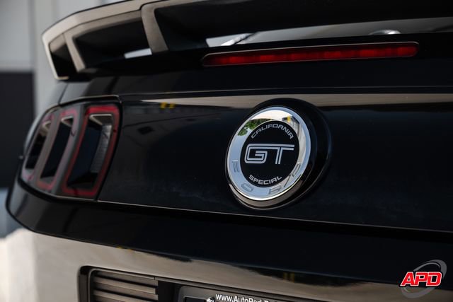Used 2013 Ford Mustang GT Premium RWD image 29