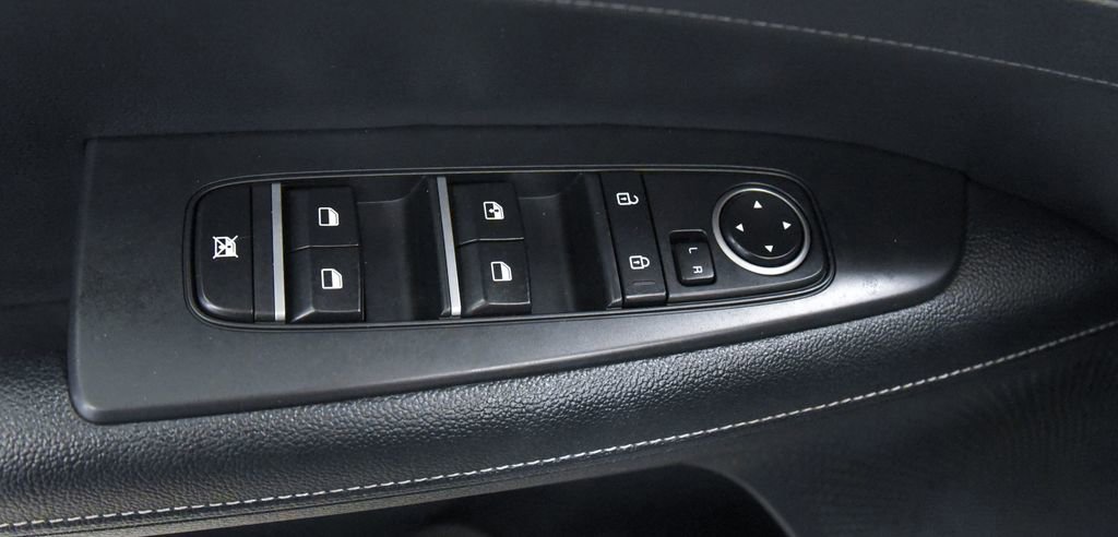 Used 2024 Kia Forte GT-Line w/ GT-Line Premium Package image 16