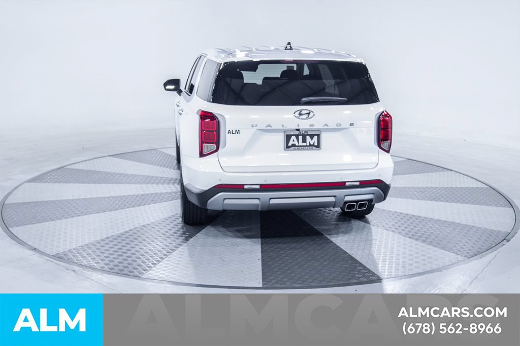Used 2025 Hyundai Palisade SE FWD image 8