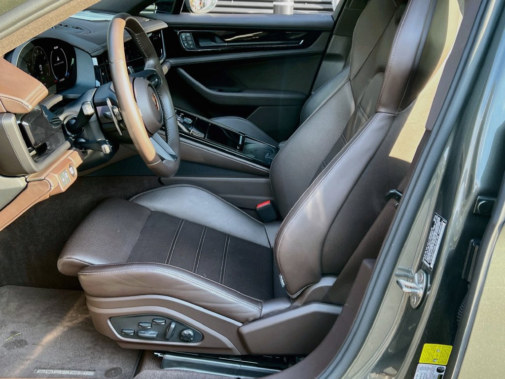 Certified 2025 Porsche Panamera 4S AWD/4WD image 22