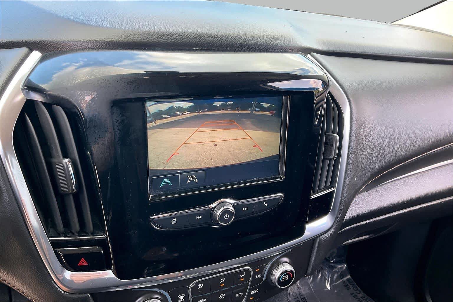 Used 2018 Chevrolet Traverse LS FWD image 25