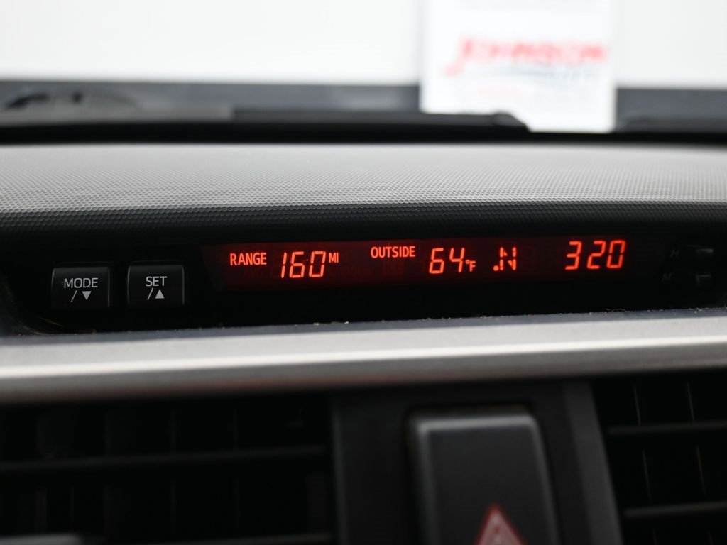 Used 2011 Toyota 4Runner SR5 w/ Convenience Pkg image 23